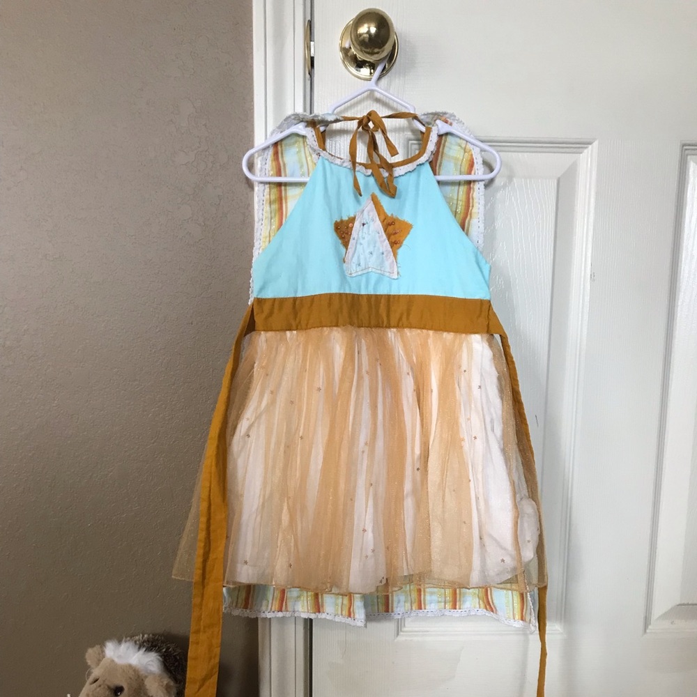 Well Dressed Wolf 
Homespun hero 2 piece dress and cape